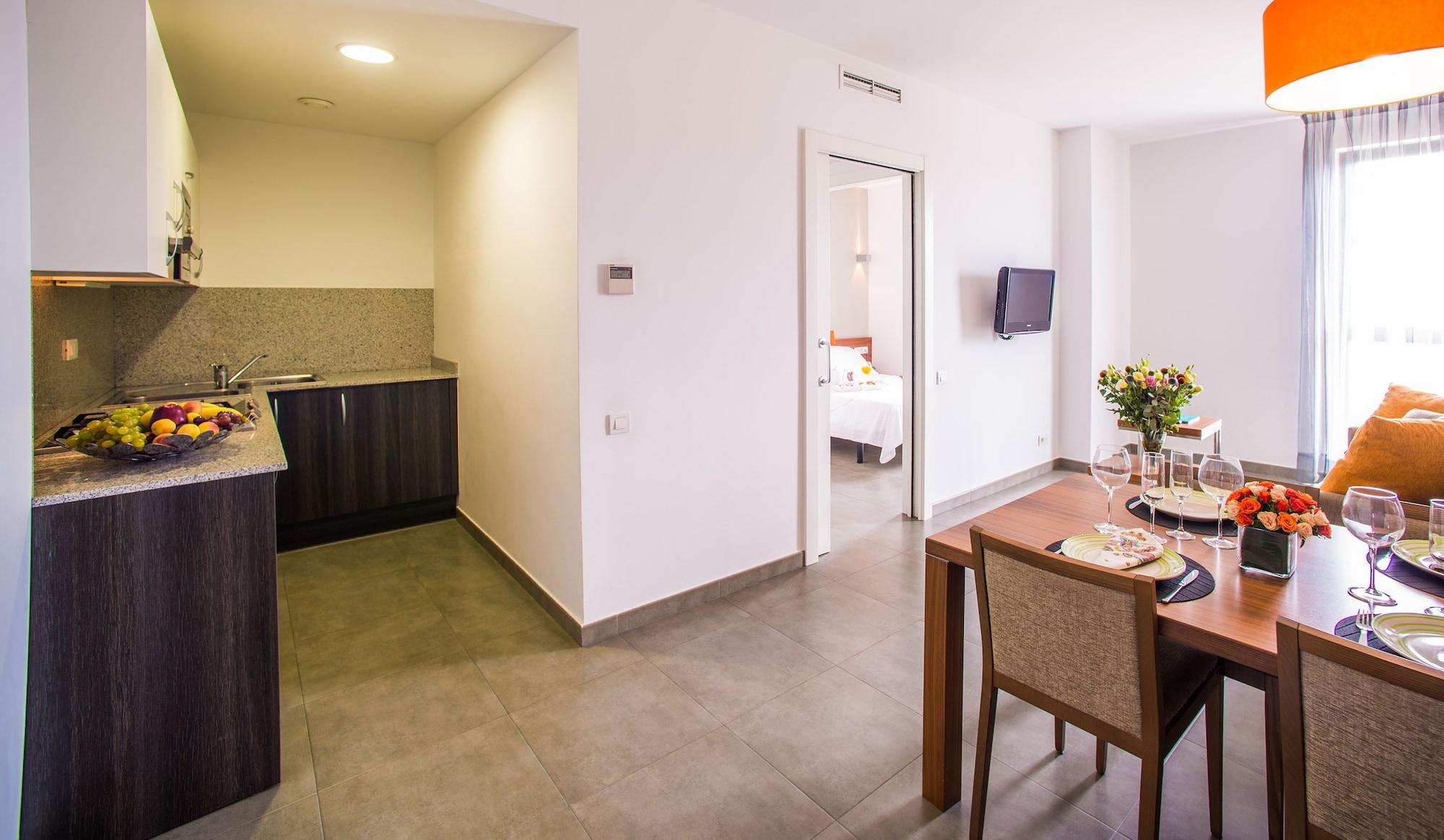 Ona Living Barcelona Aparthotel L'Hospitalet de Llobregat Ngoại thất bức ảnh