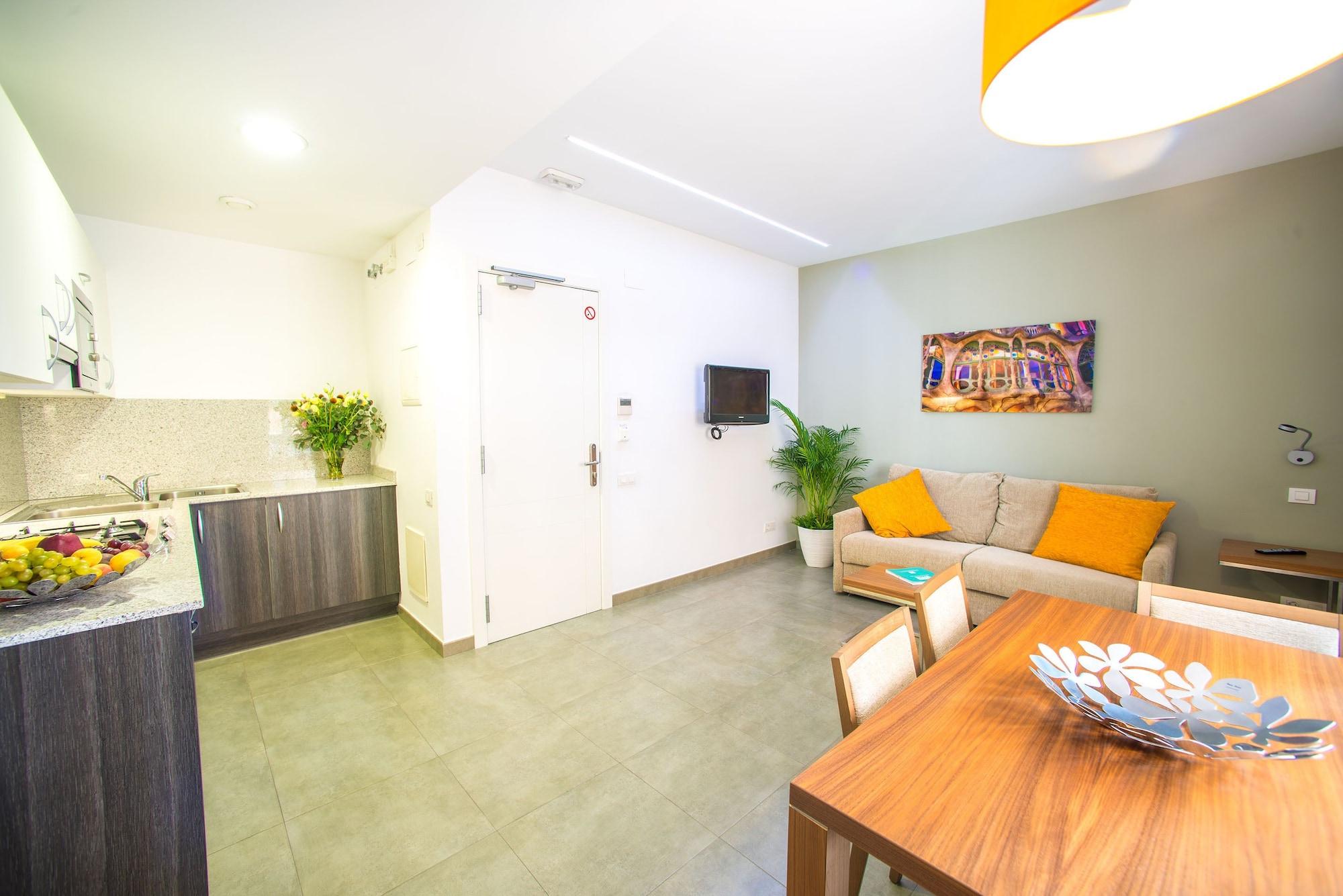 Ona Living Barcelona Aparthotel L'Hospitalet de Llobregat Ngoại thất bức ảnh