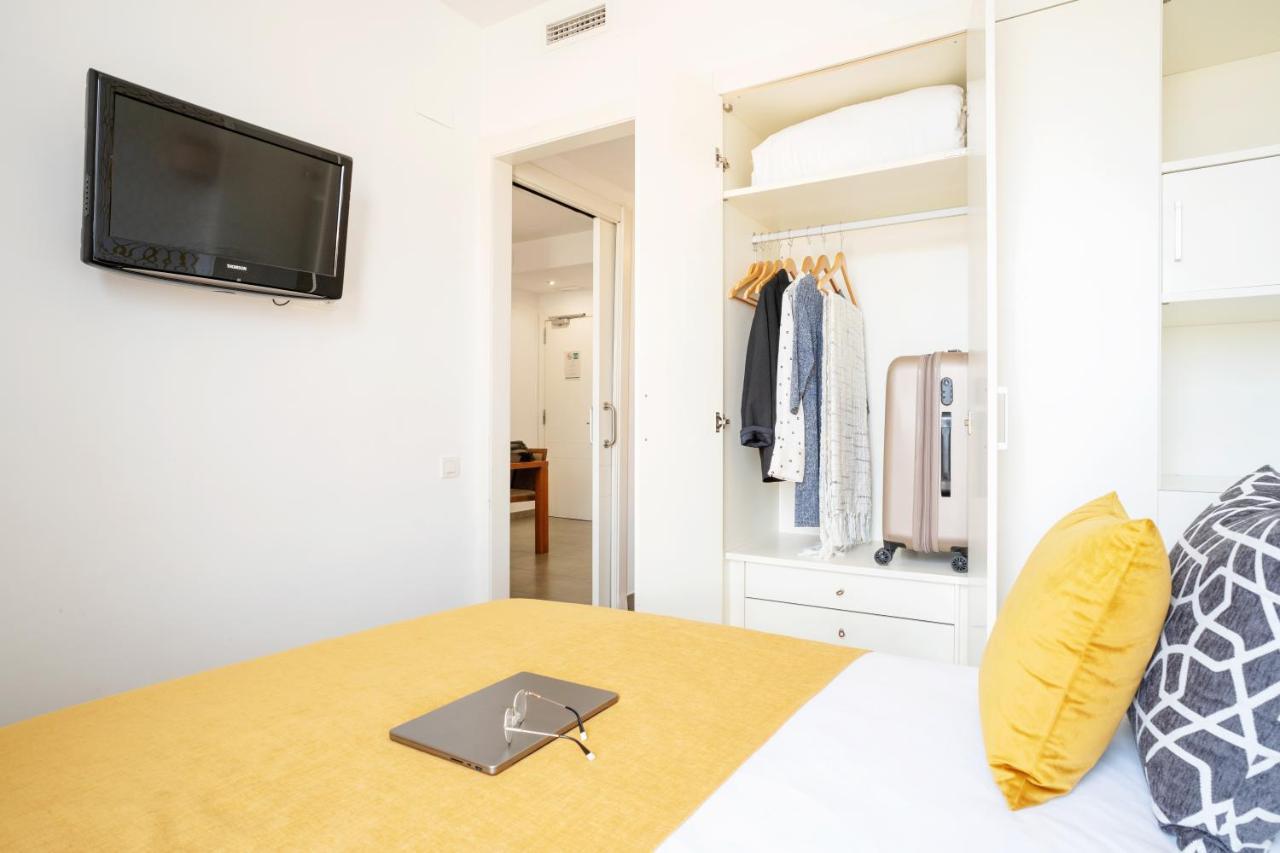 Ona Living Barcelona Aparthotel L'Hospitalet de Llobregat Ngoại thất bức ảnh